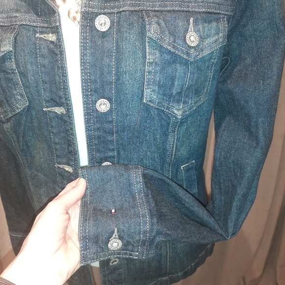 Tommy Hilfiger denim jacket - Picture 5 of 9